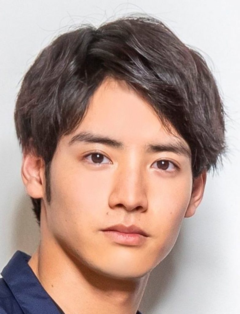 Eiji Akaso principal acteur du drama Kocchi Muite yo Mukai-kun